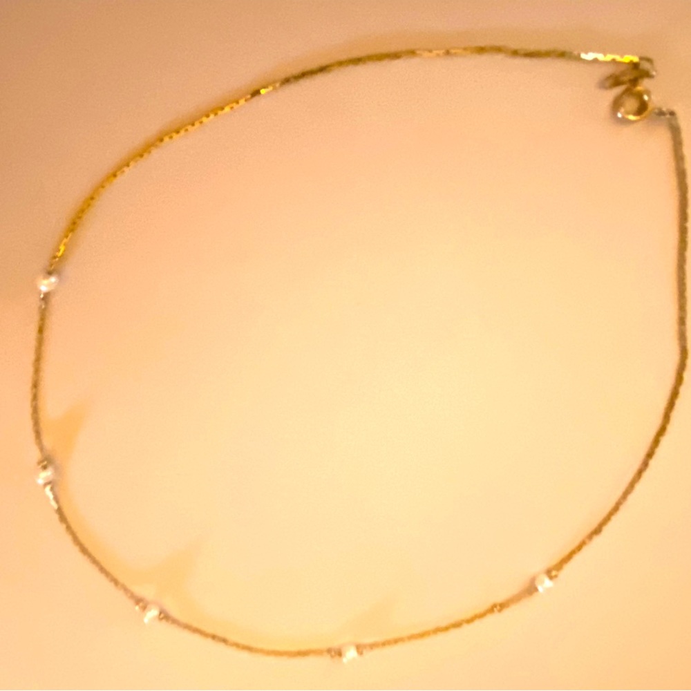 Vintage Gold tone and faux pearl necklace - Korea